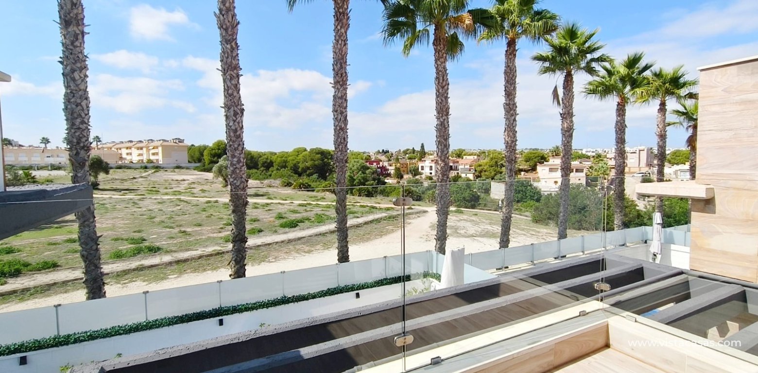 Sale - Villa - Cabo Roig