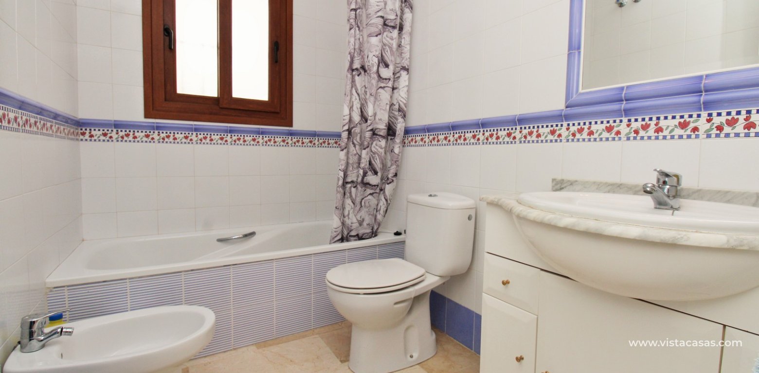 3-Bed Quad Villa for Sale Oporto Golf Villamartin bathroom