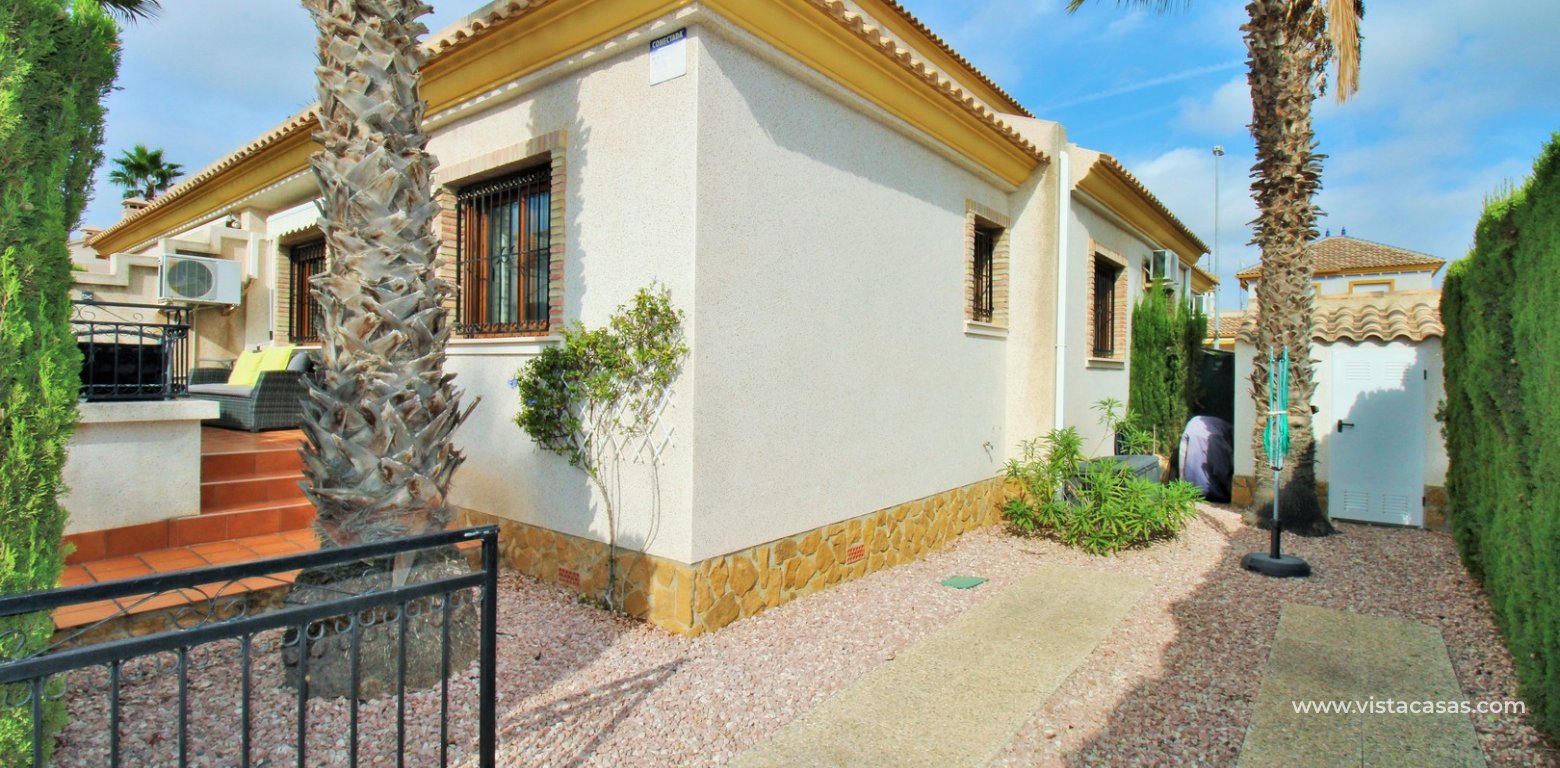 3-Bed Quad Villa for Sale Oporto Golf Villamartin driveway