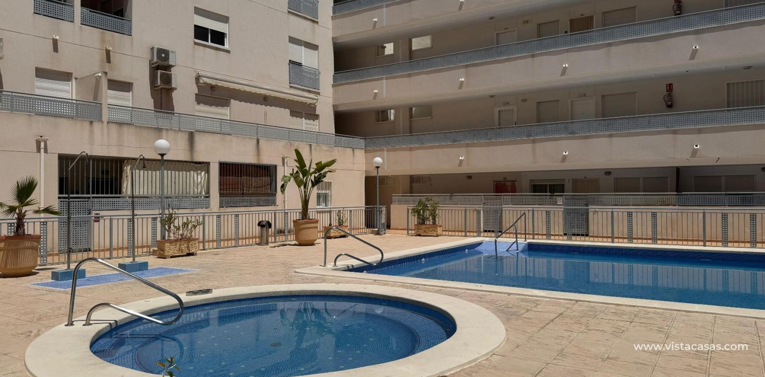 Resale - Apartment - Almoradí