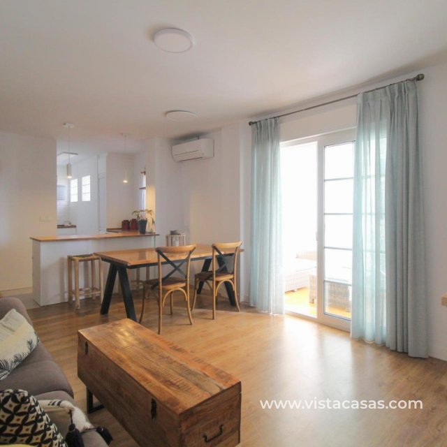 Appartement - Sale - Torrevieja - La veleta