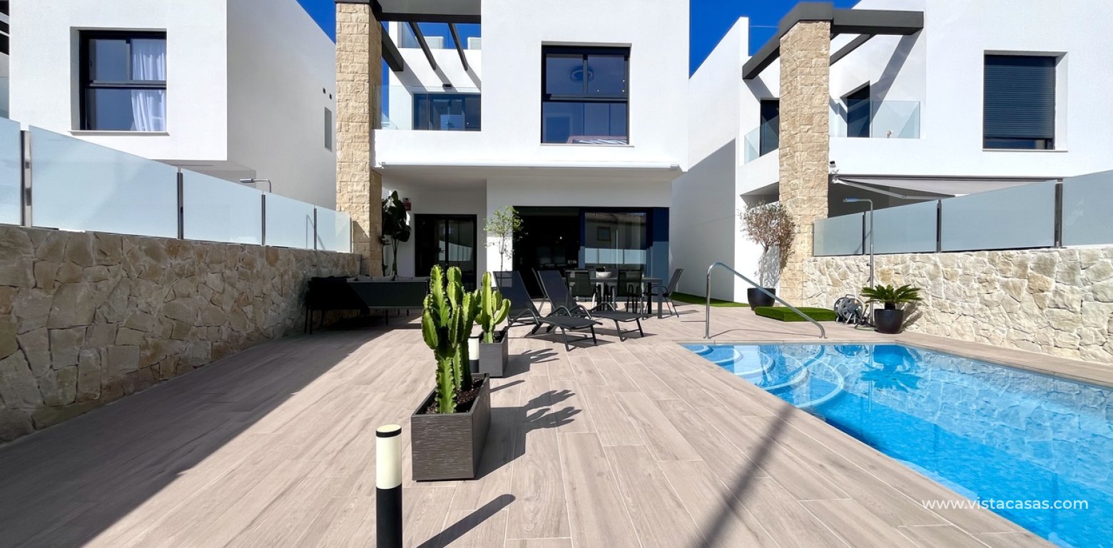 Resale - Villa - Punta Prima