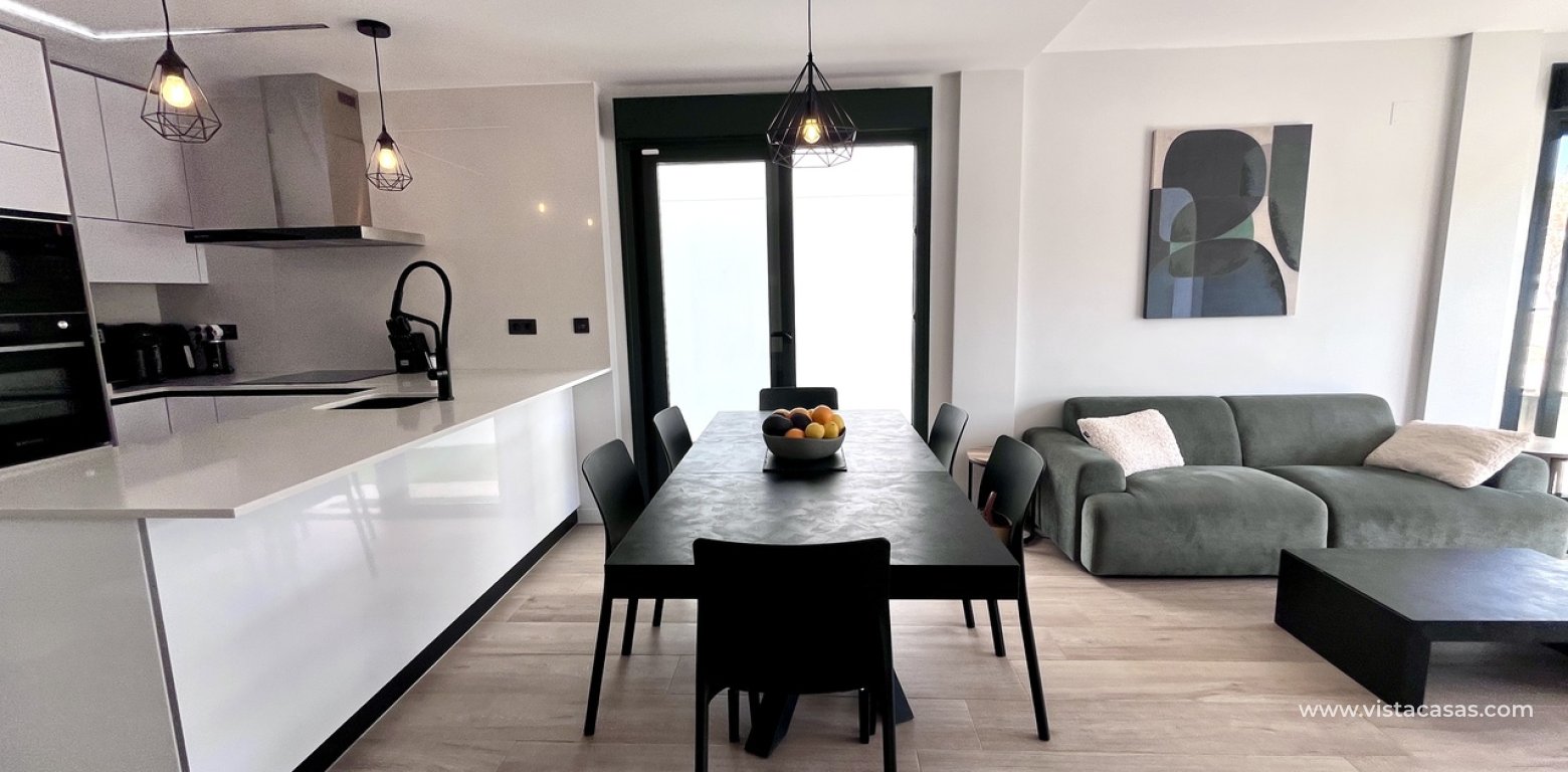 Resale - Villa - Punta Prima