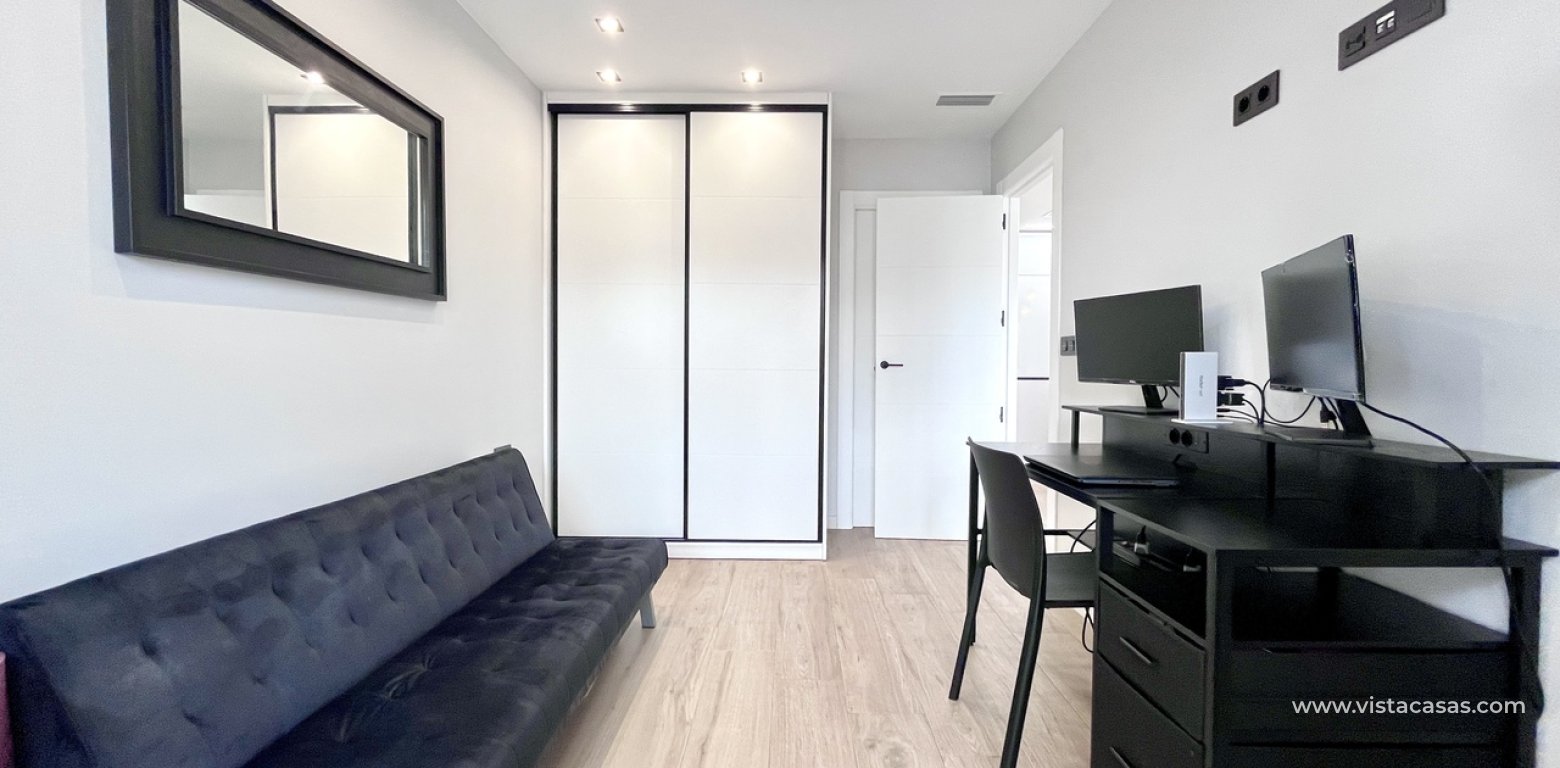 Resale - Villa - Punta Prima