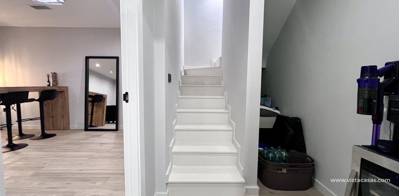 Resale - Villa - Punta Prima