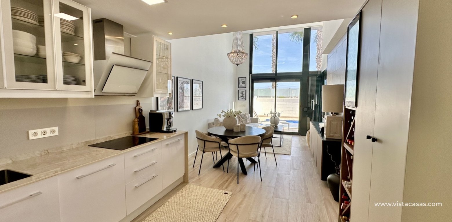 Sale - Villa - Cabo Roig