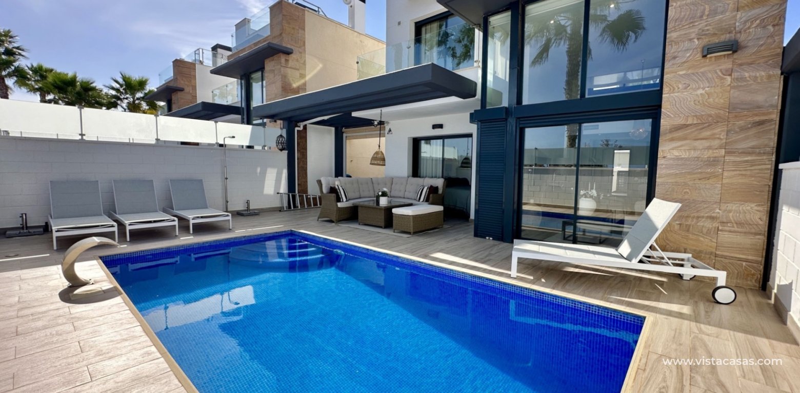 Sale - Villa - Cabo Roig