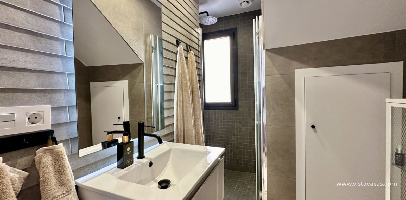 Sale - Villa - Cabo Roig