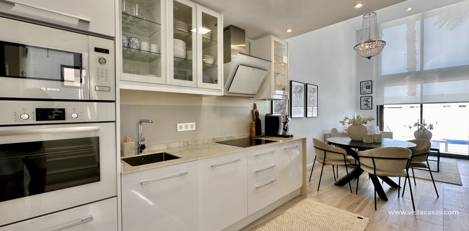 Sale - Villa - Cabo Roig