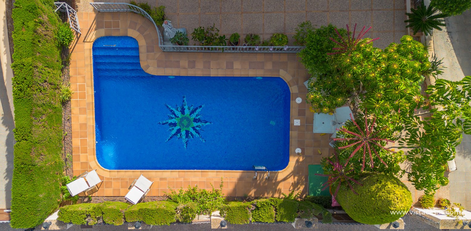 Resale - Villa - Torrevieja - La Veleta