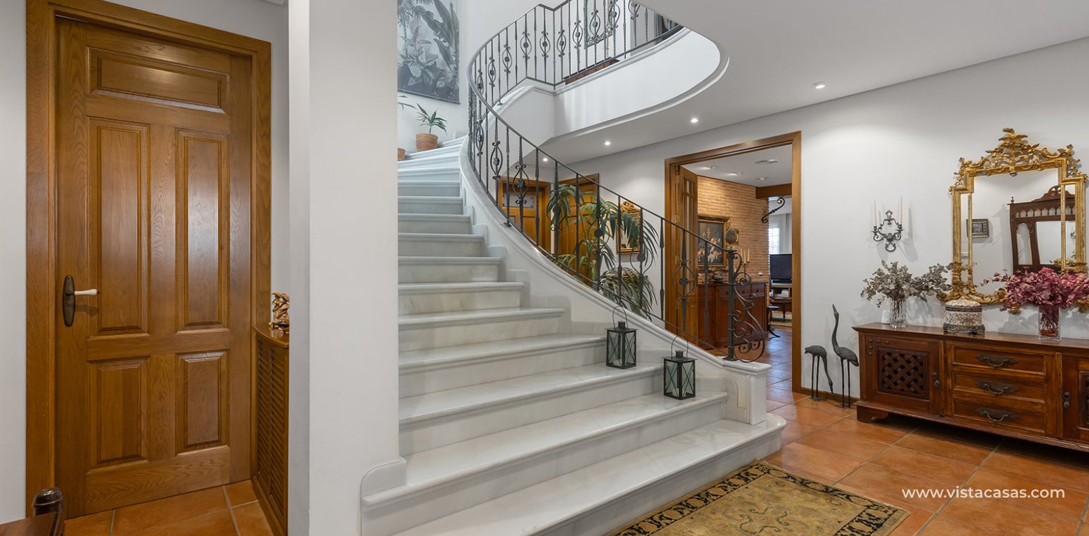 Resale - Villa - Torrevieja - La Veleta