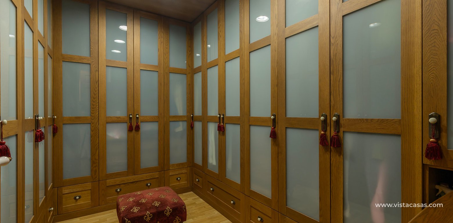 Resale - Villa - Torrevieja - La Veleta