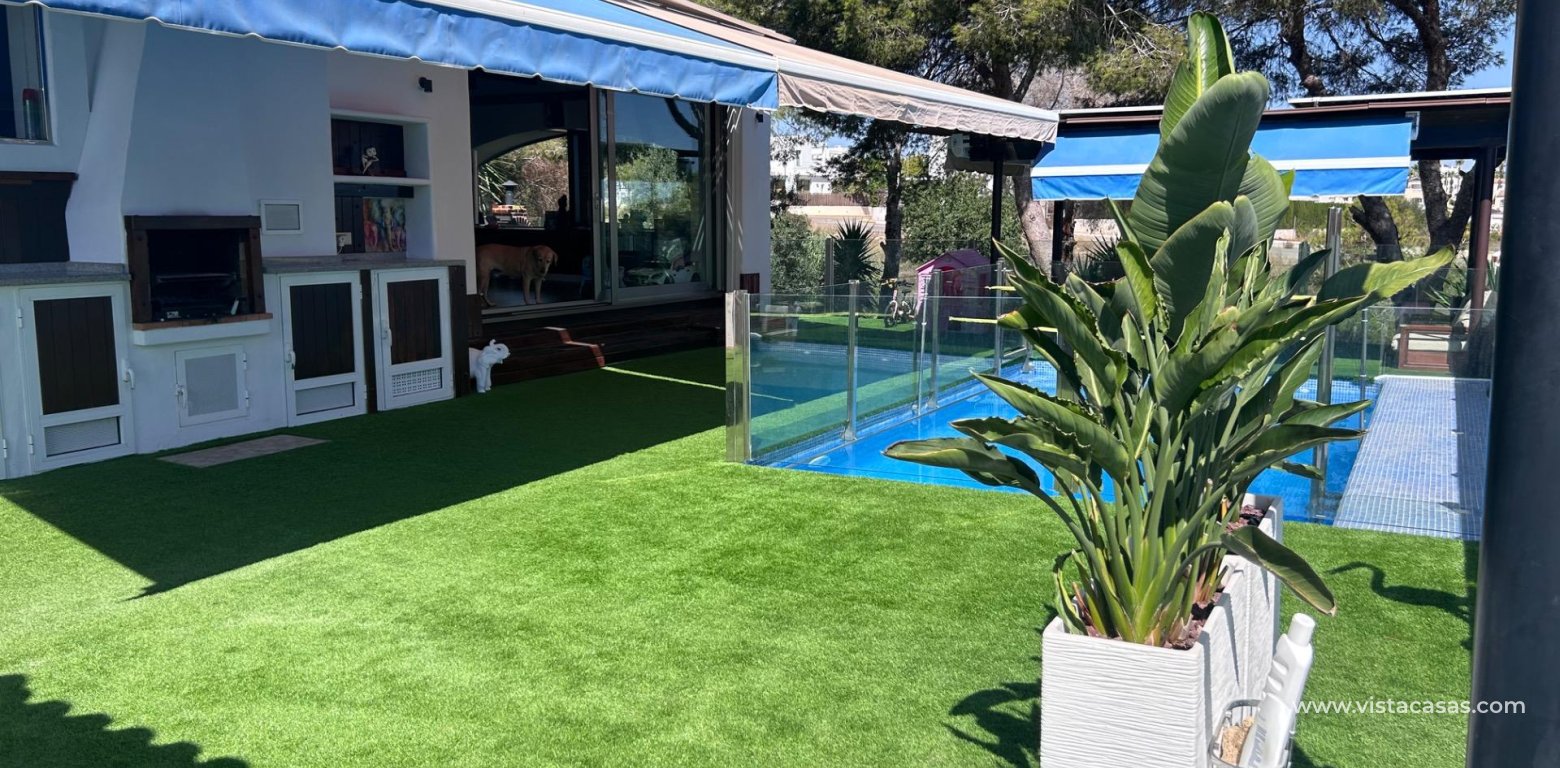 Resale - Villa - La Zenia