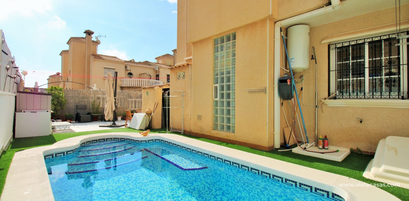 Renovated Zodiaco Quad For Sale In Villamartin pool