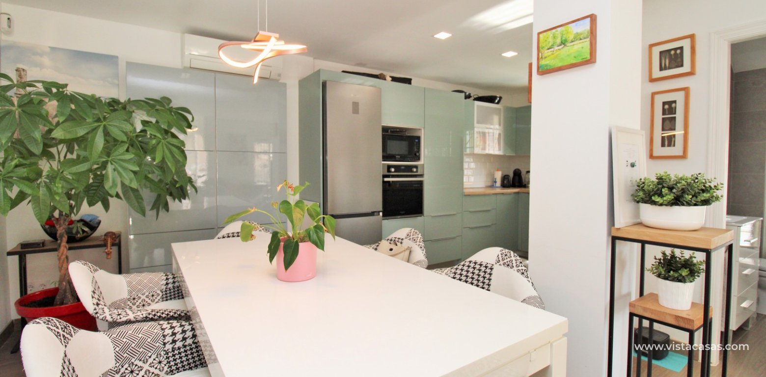 Renovated Zodiaco Quad For Sale In Villamartin dining area