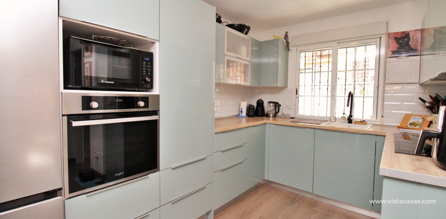 Renovated Zodiaco Quad For Sale In Villamartin kitchen