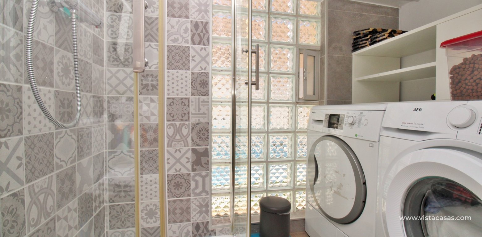 Renovated Zodiaco Quad For Sale In Villamartin utility area