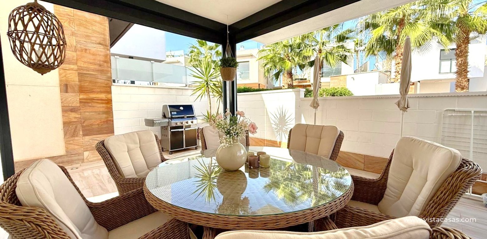 Resale - Villa - Cabo Roig