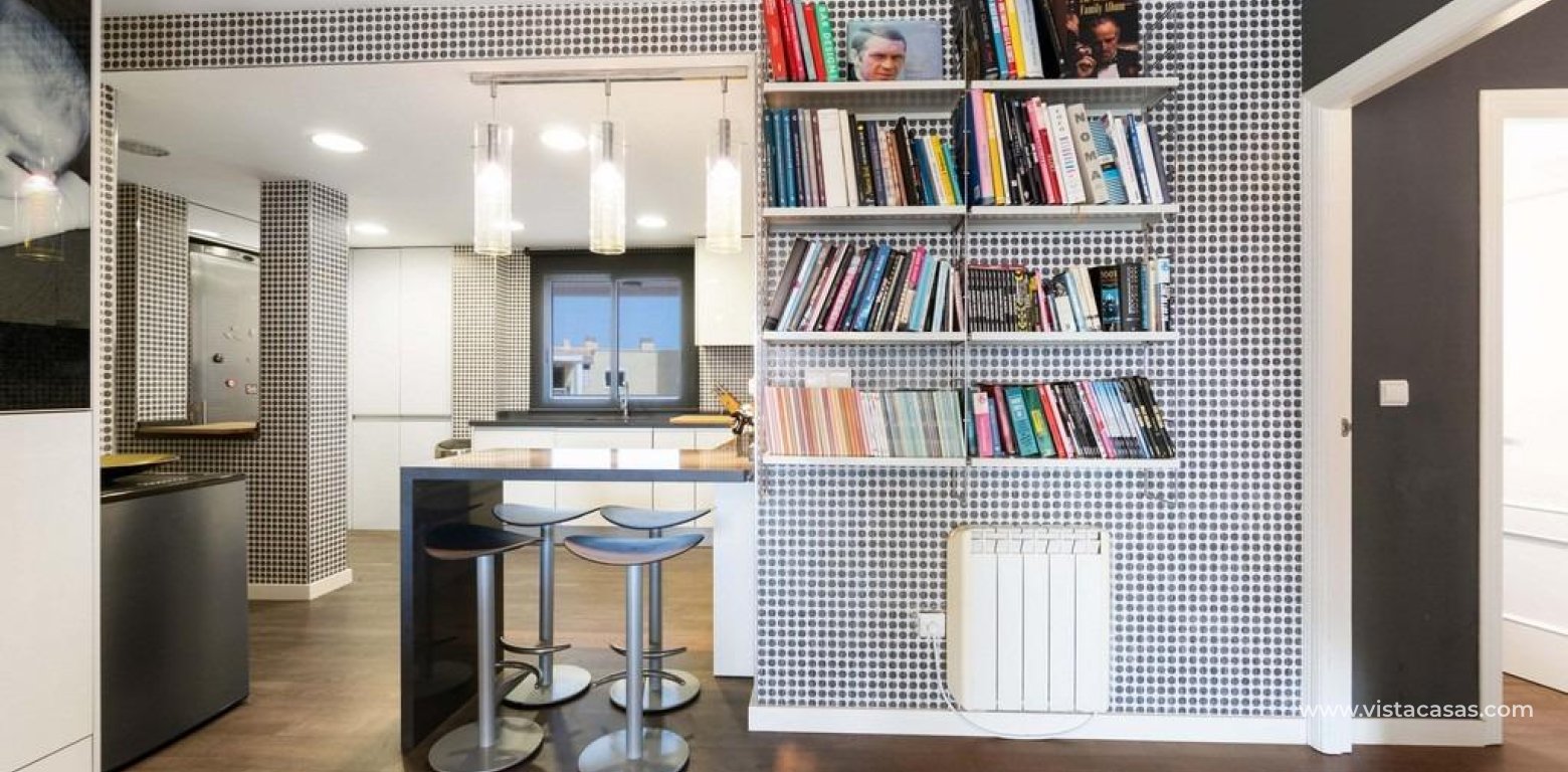 Resale - Apartment - Campoamor