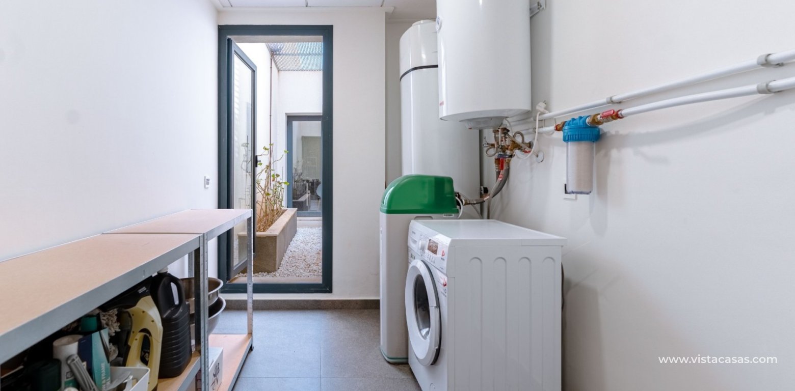 Resale - Villa - San Miguel de Salinas