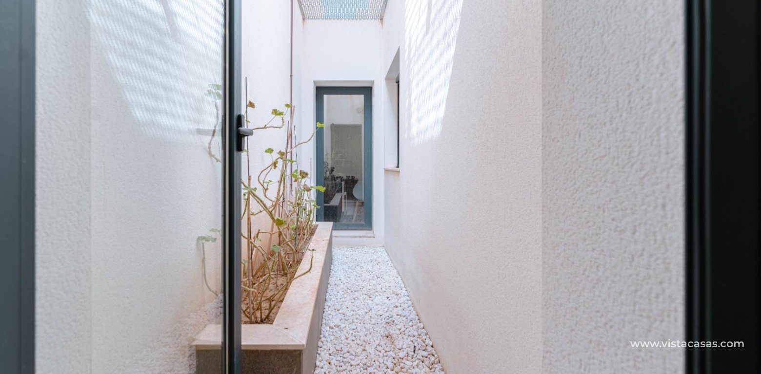 Resale - Villa - San Miguel de Salinas