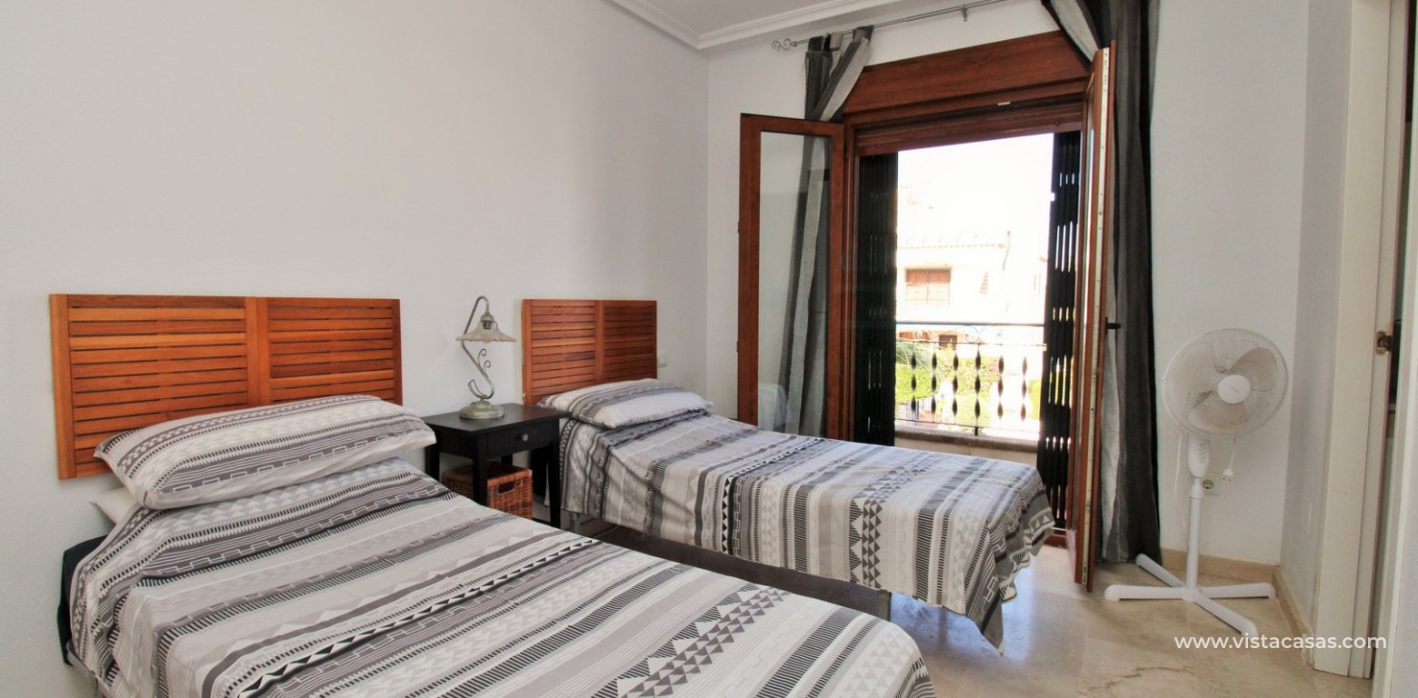 Top Floor Apartment with Garden For Sale in Pau 8 Villamartin master bedroom