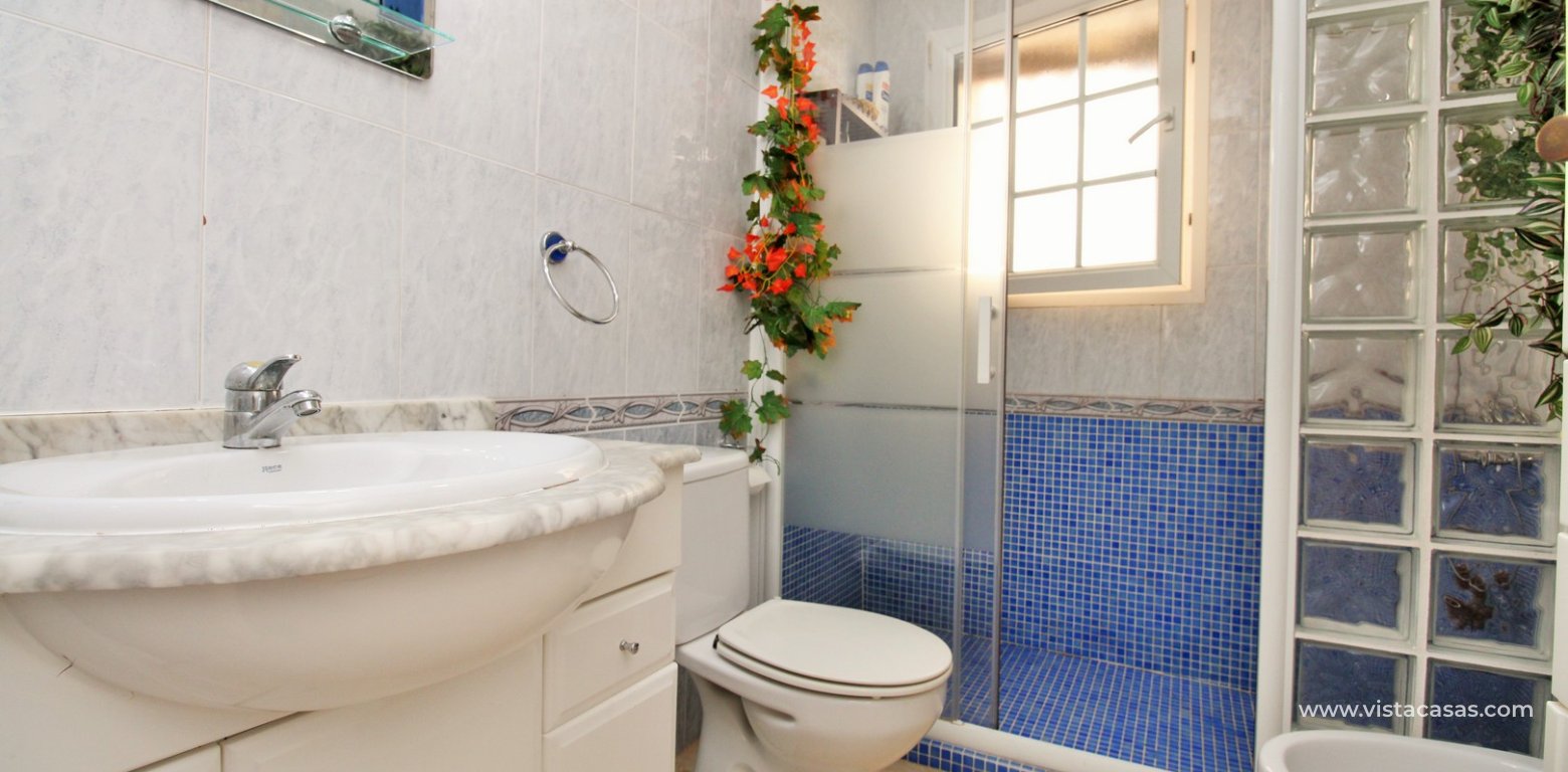 2-Bed Ground Floor Apartment for Sale in Flamingo Hills bathroom