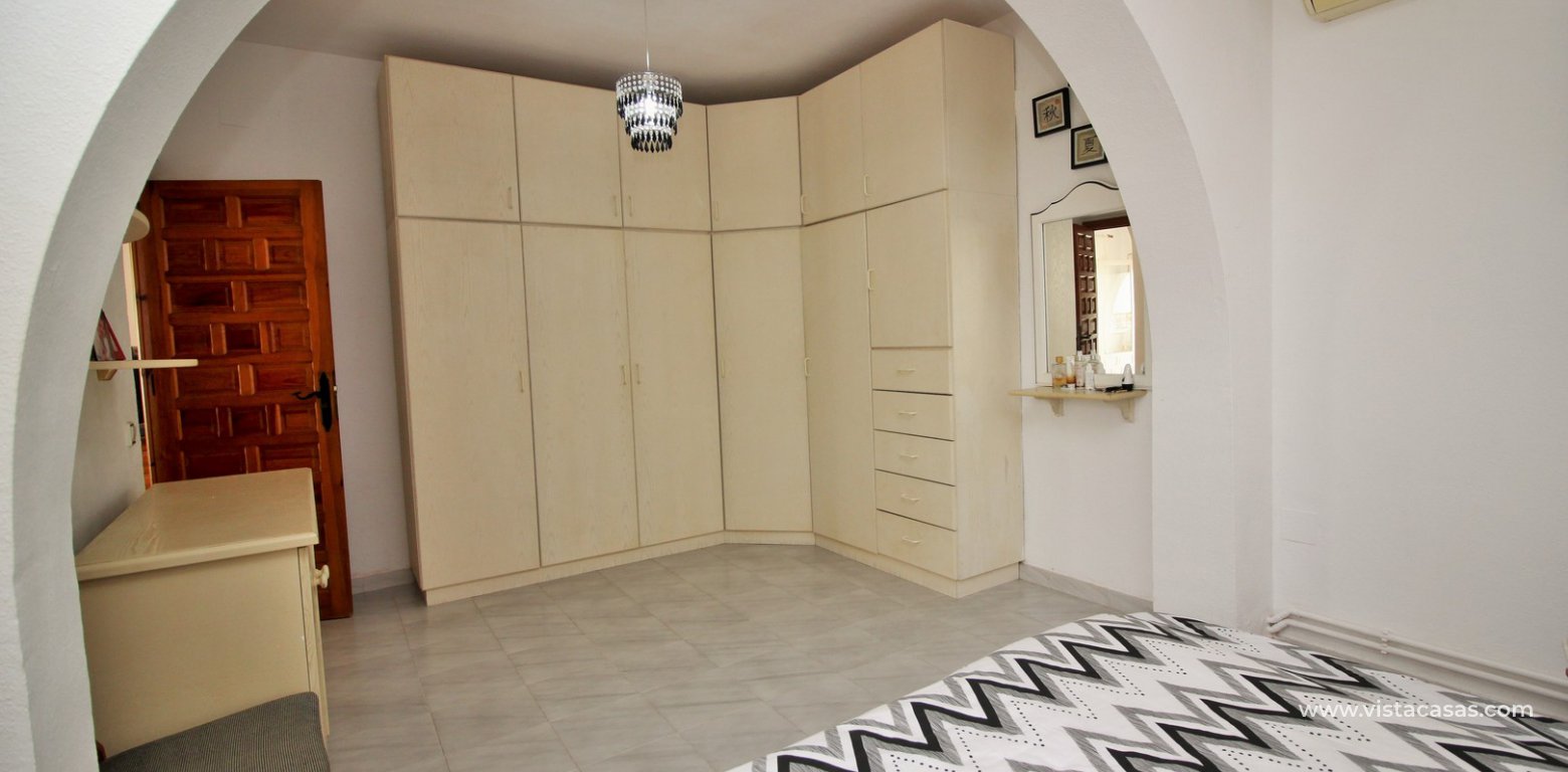 Bungalow for sale in Villamartin master bedroom fitted wardrobes