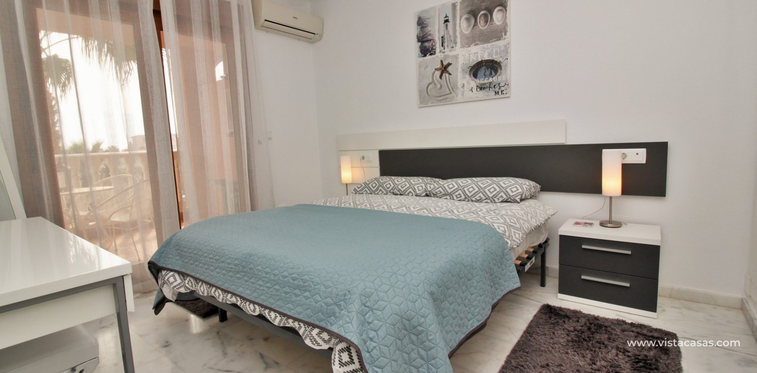 Apartment for sale in Las Violetas Pau 8 Villamartin master bedroom