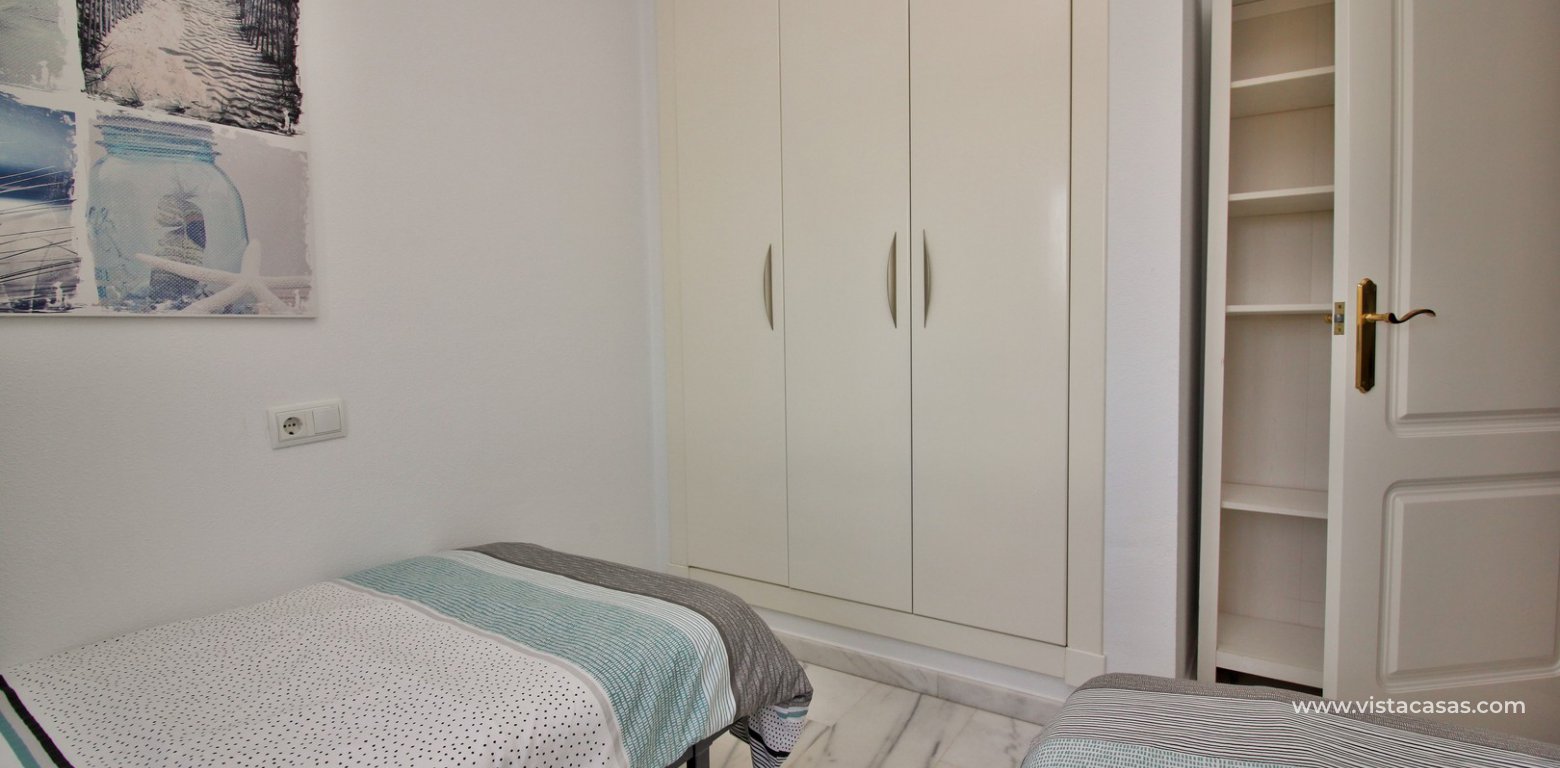 Apartment for sale in Las Violetas Pau 8 Villamartin twin bedroom fitted wardrobes