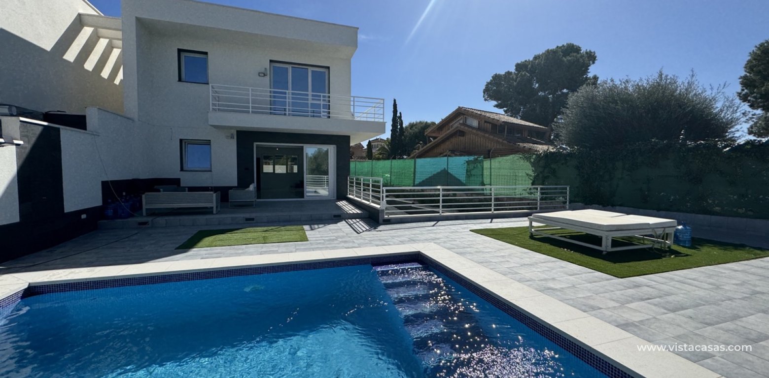 Resale - Villa - Los Balcones