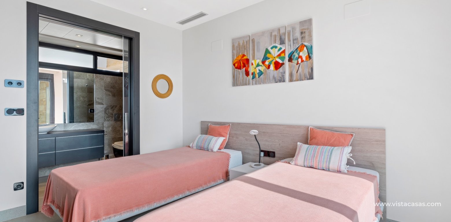 Sale - Townhouse - Villamartin