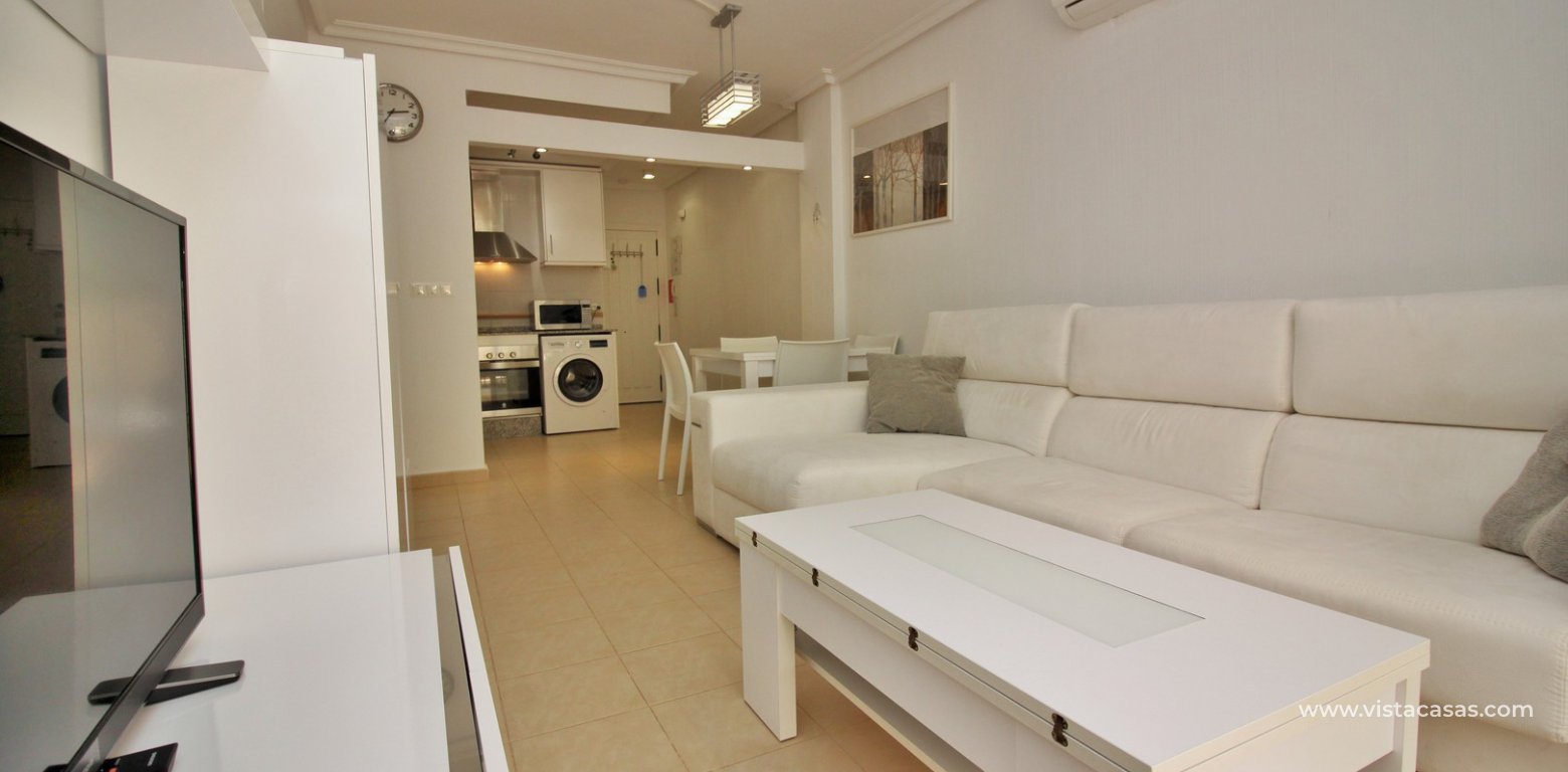 Ground floor apartment for sale in Jardin de Alba Villamartin lounge