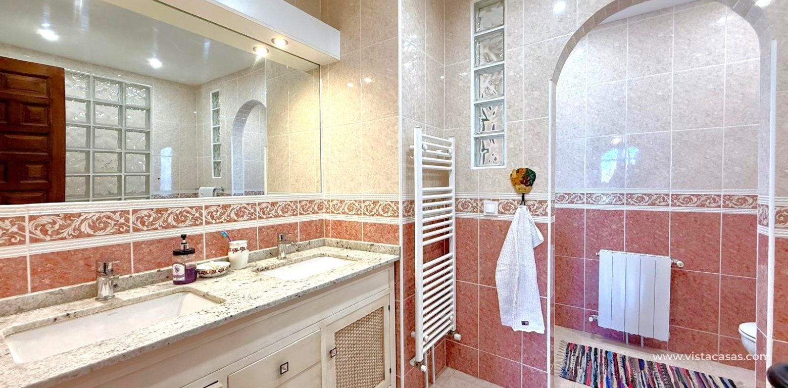 Wtórny - Villa - Villamartin