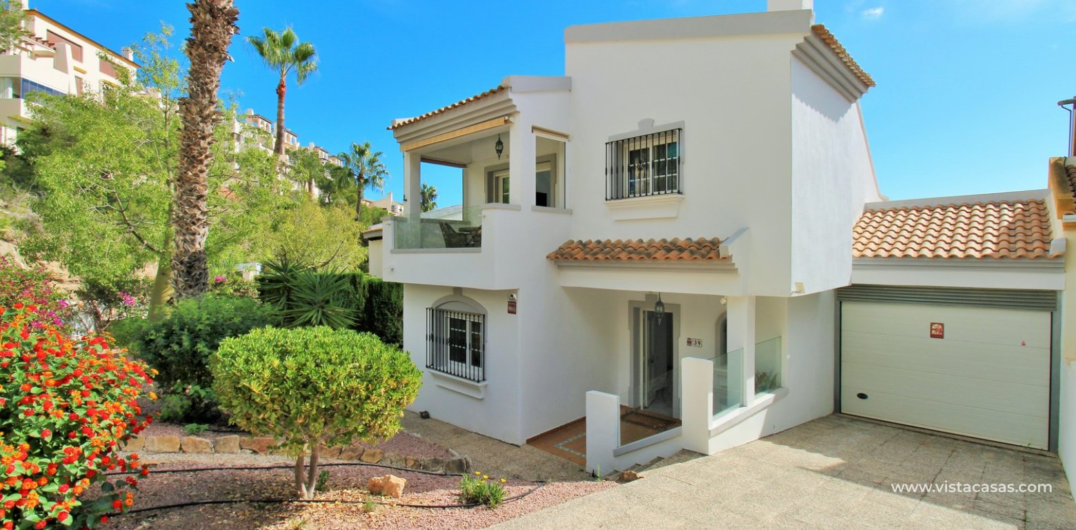 Frontline 3 Bed Villa for Sale in Las Ramblas Golf front garage