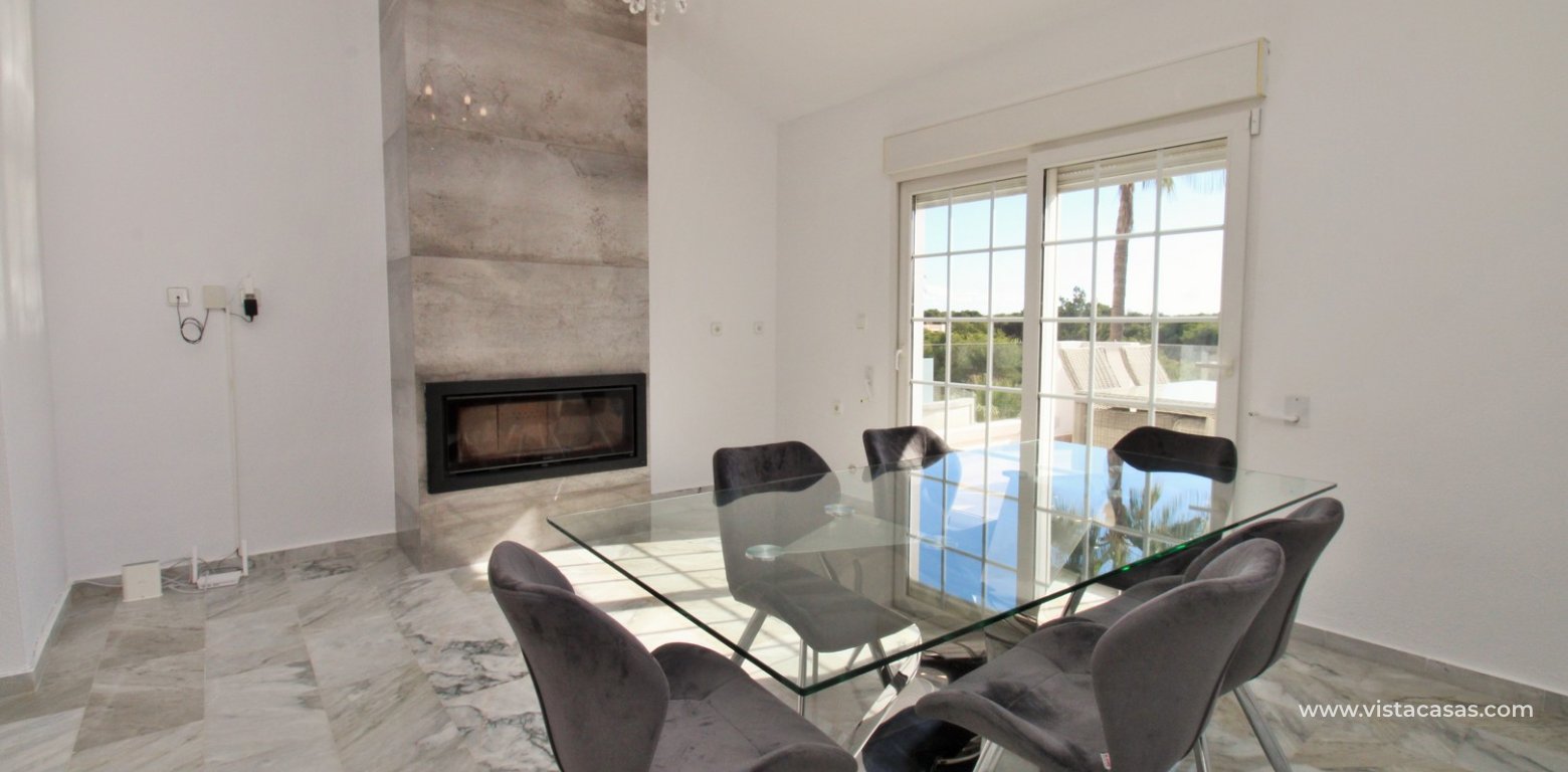 Frontline 3 Bed Villa for Sale in Las Ramblas Golf dining area