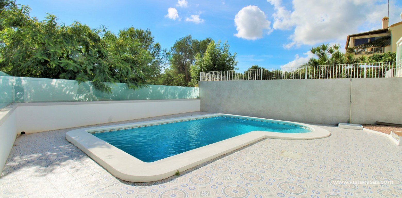 Frontline 3 Bed Villa for Sale in Las Ramblas Golf pool area