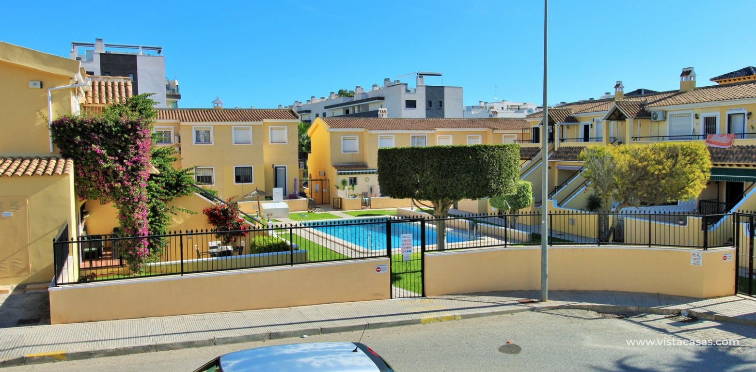 2 Bed Ground Floor Apartment For Sale Lomas del Golf Villamartin pool view