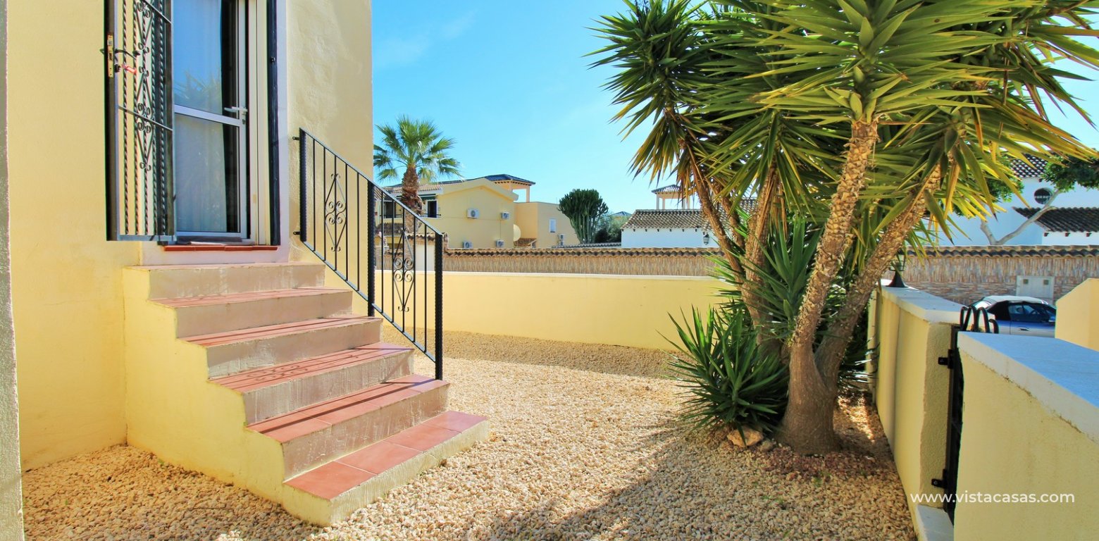 2 Bed Ground Floor Apartment For Sale Lomas del Golf Villamartin rear garden