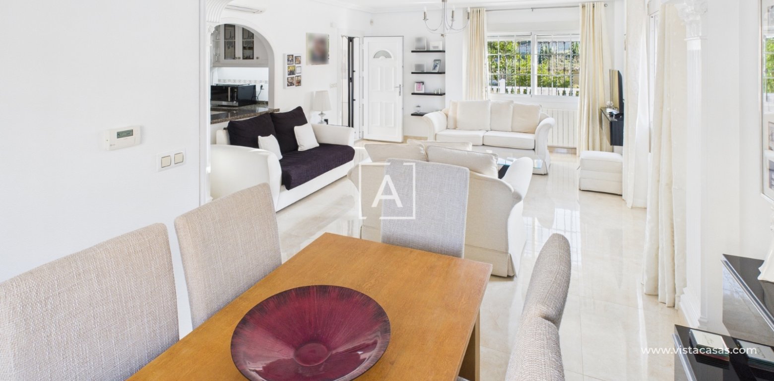 Sale - Villa - Pinar de Campoverde