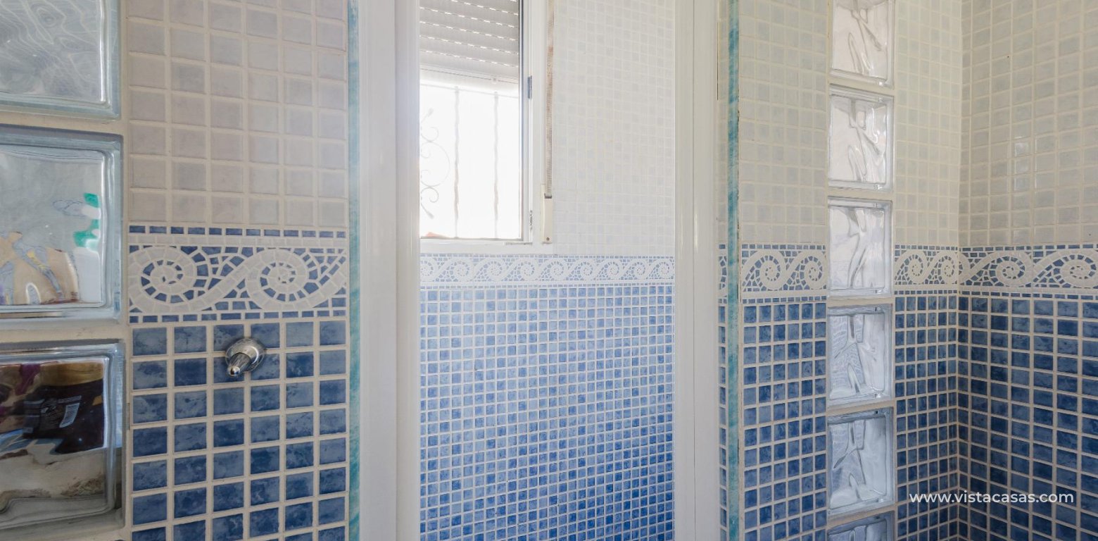 Resale - Villa - Torrevieja - La Siesta