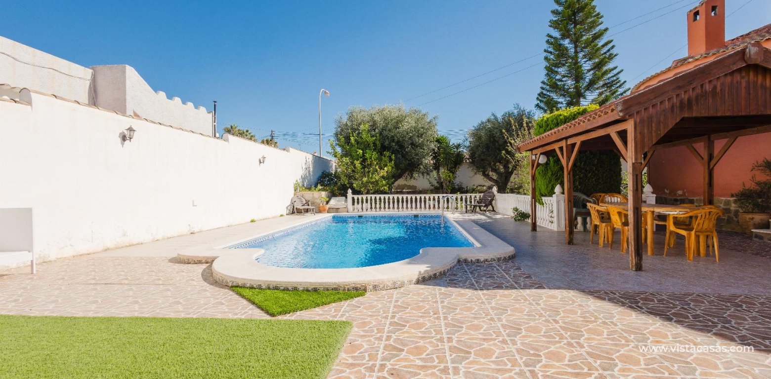 Resale - Villa - Torrevieja - La Siesta