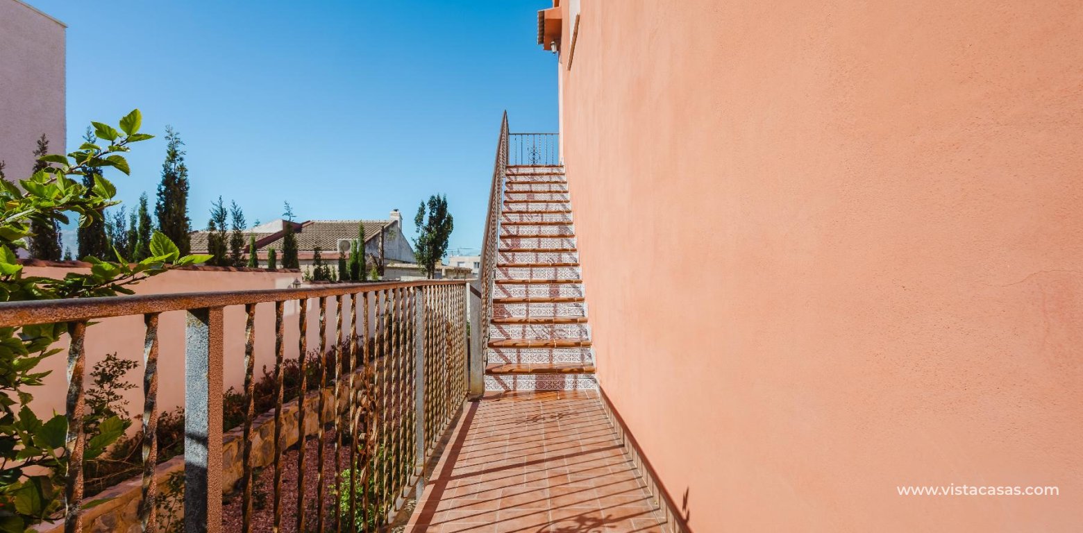 Resale - Villa - Torrevieja - La Siesta