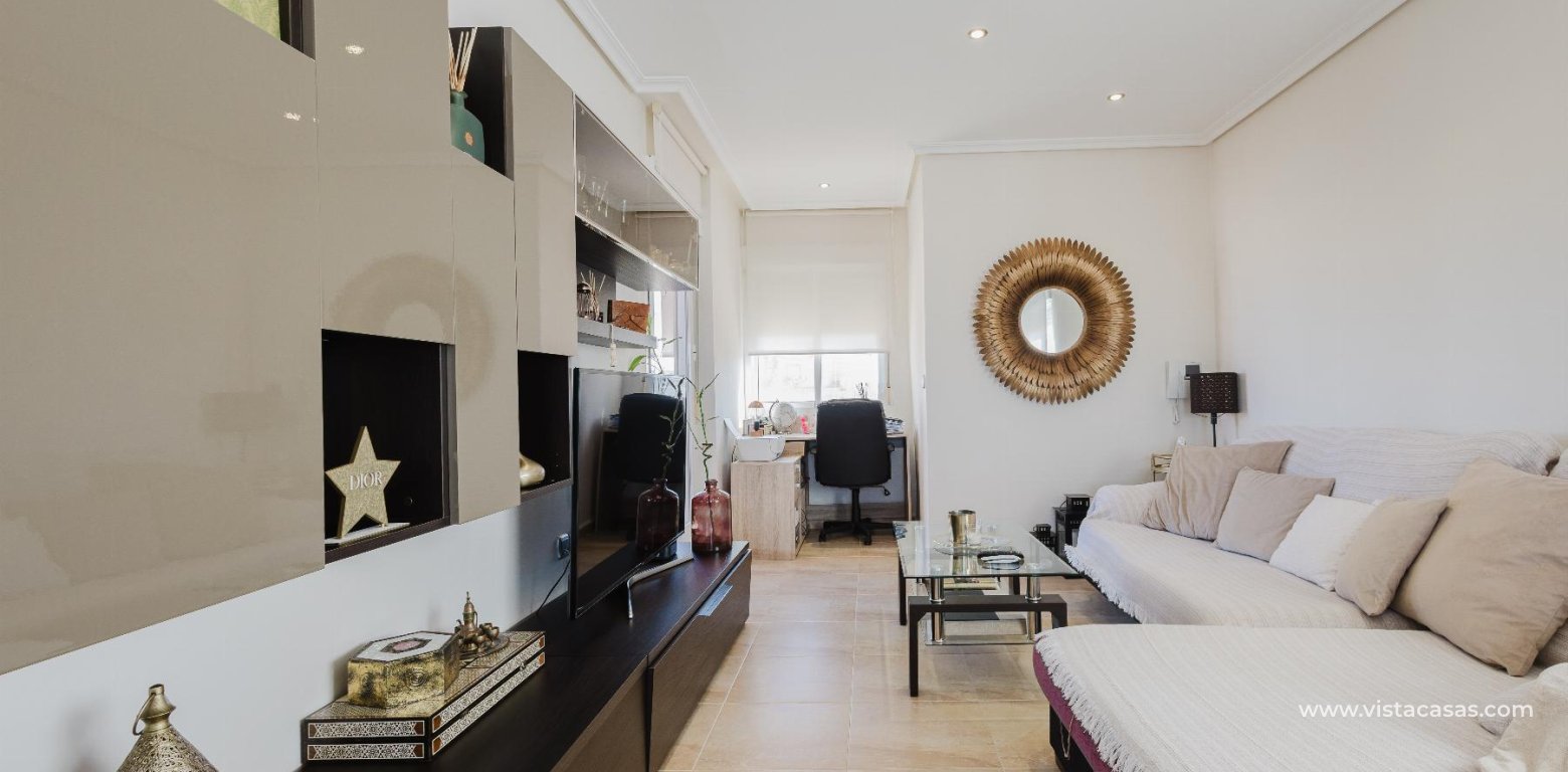 Resale - Villa - Torrevieja - La Siesta