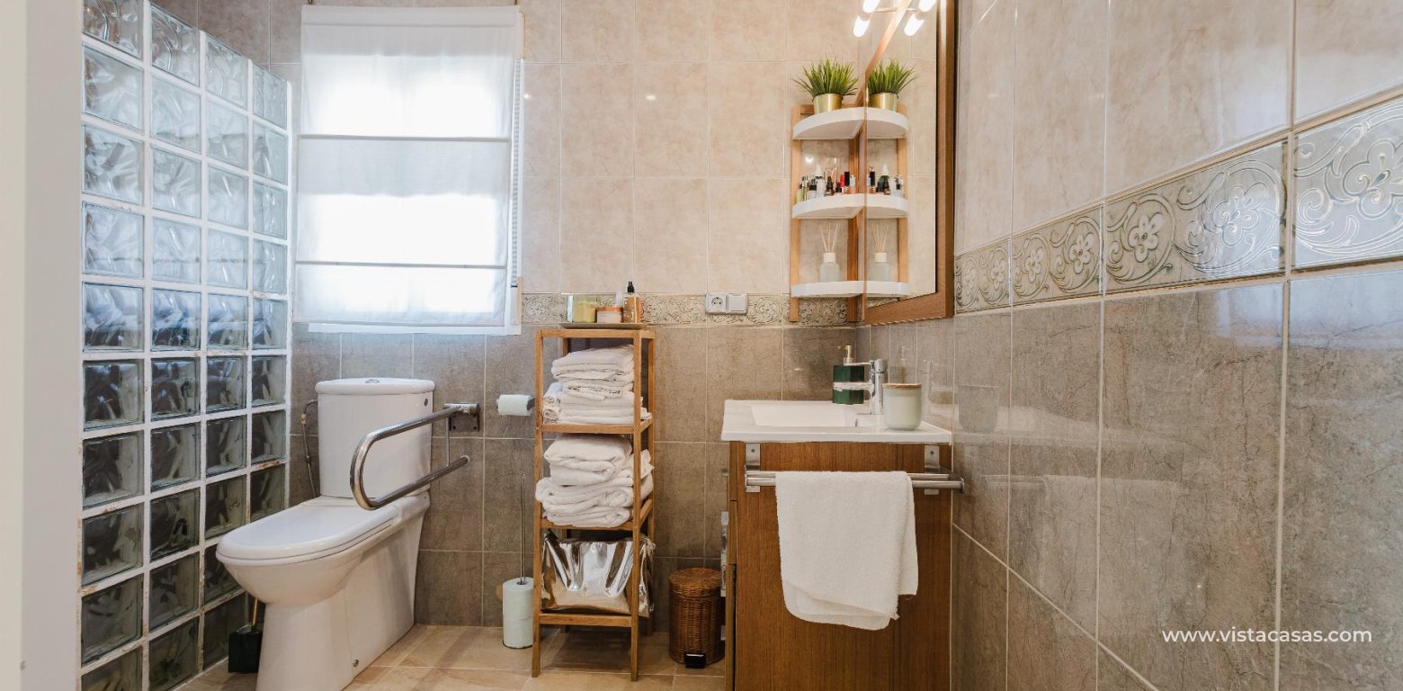 Resale - Villa - Torrevieja - La Siesta