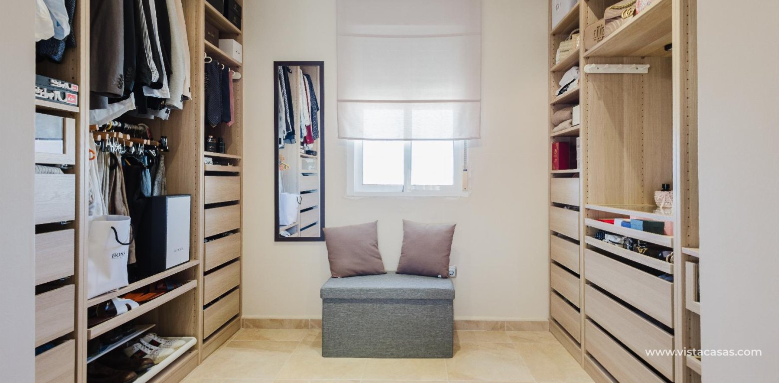 Resale - Villa - Torrevieja - La Siesta