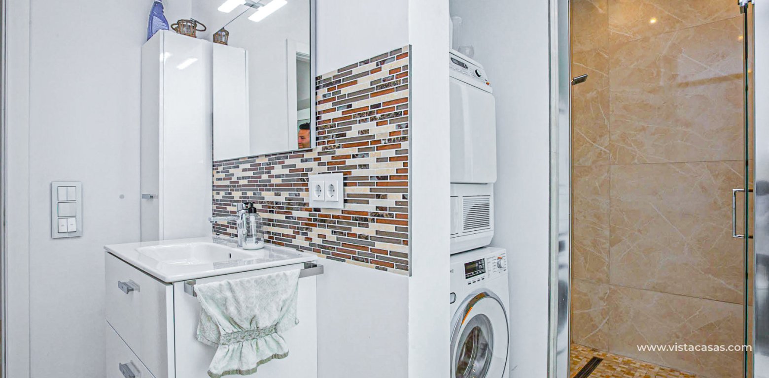 Venta - Chalet - La Zenia