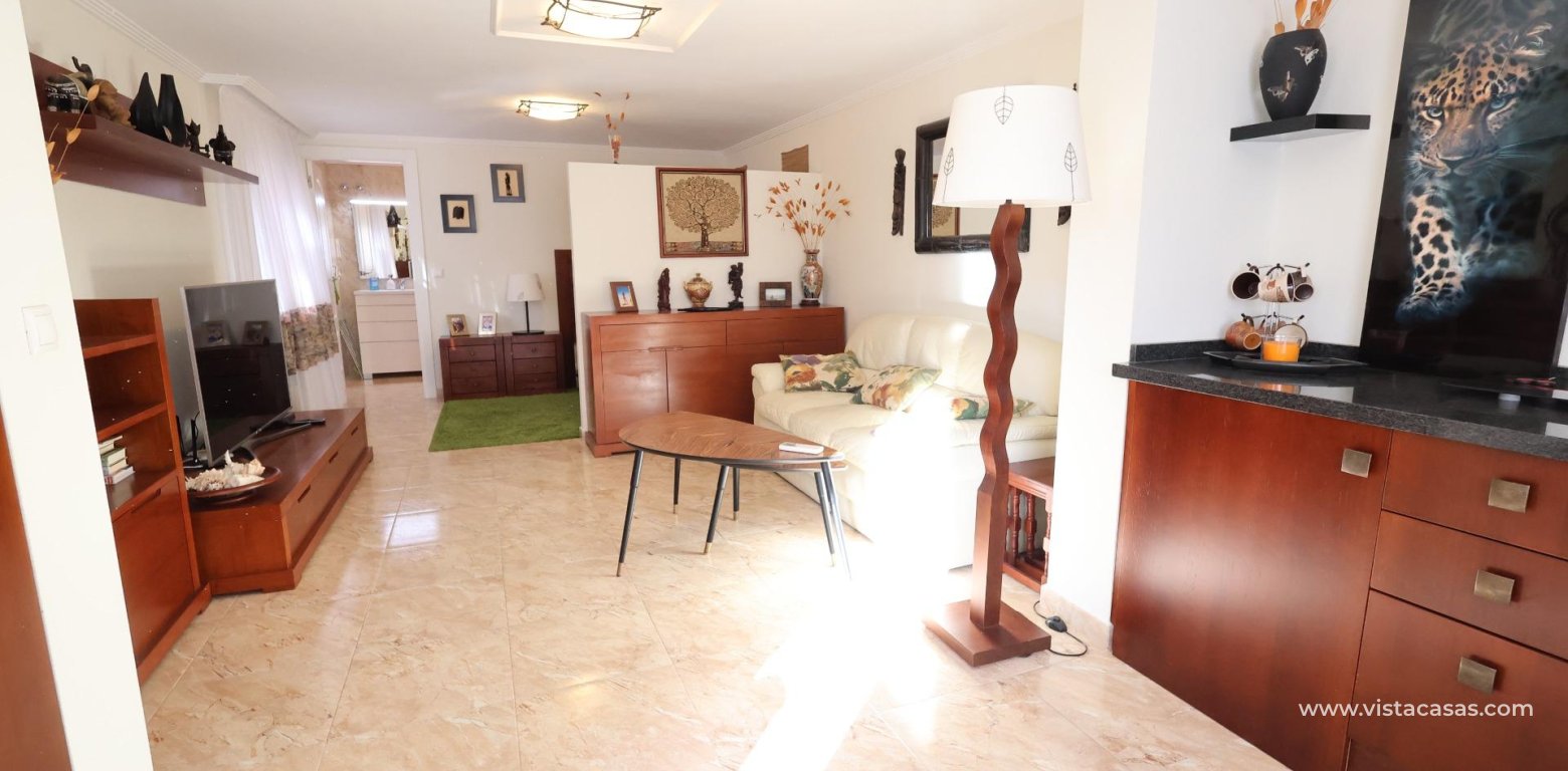 Resale - Villa - Los Altos