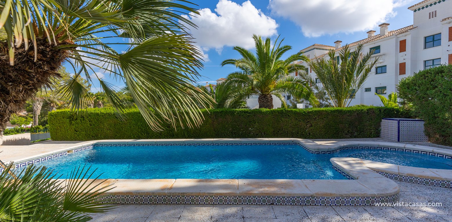 Resale - Villa - Villamartin