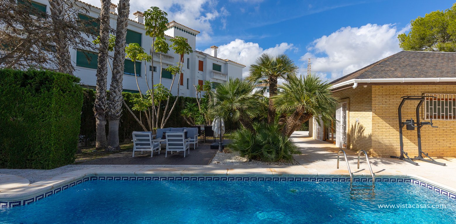 Resale - Villa - Villamartin